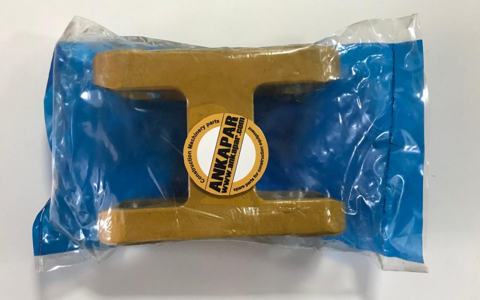9R4067 SHAFT