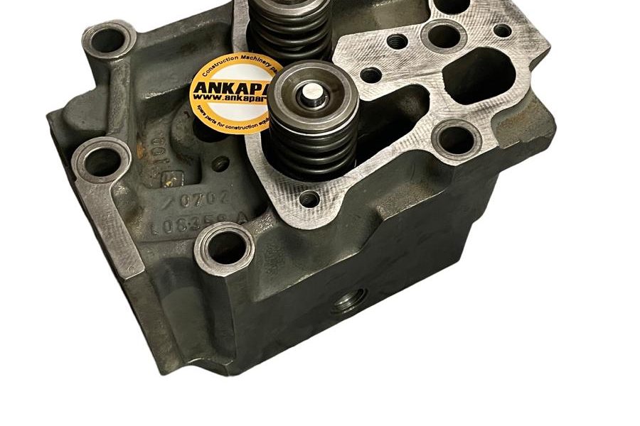 LIEBHERR D924 SİLİNDİR KAPAK